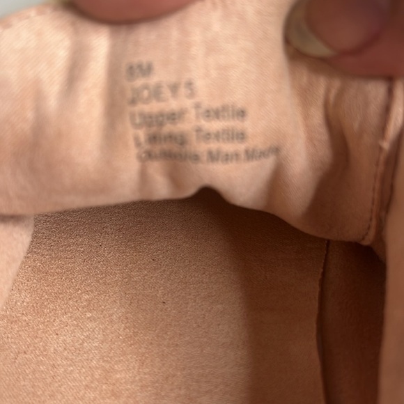 Reaction kenneth cole women’s pink Sneakers size 8 - Picture 7 of 8